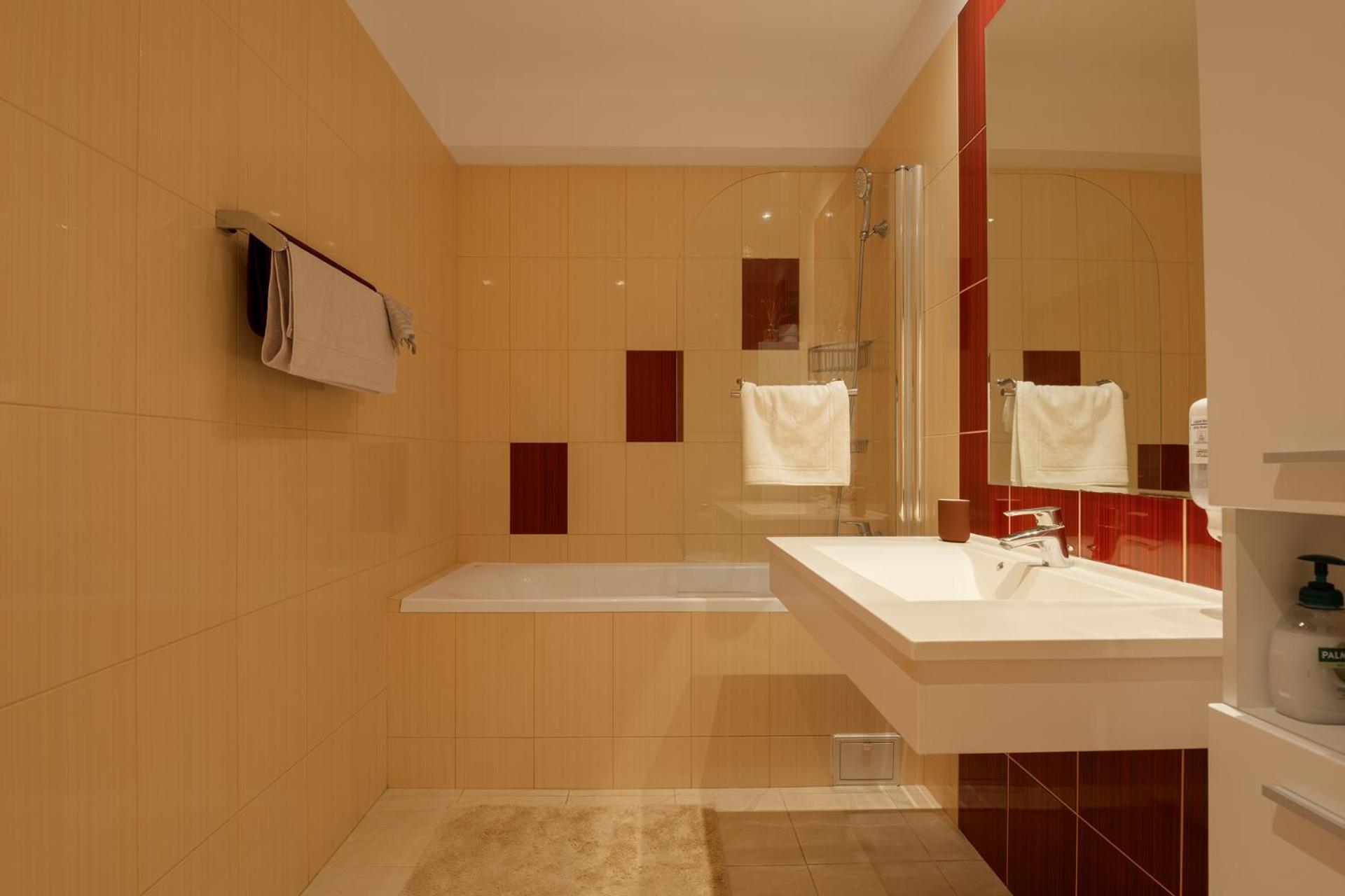 Airport Rin Nord Residence Apartment - Self Check-In Otopeni Luaran gambar